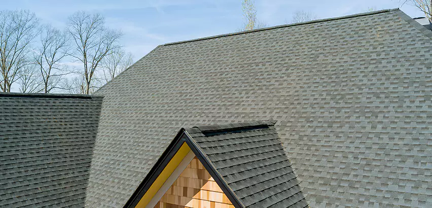 Replacing Vinyl Siding With Cedar Shingles in La Jolla