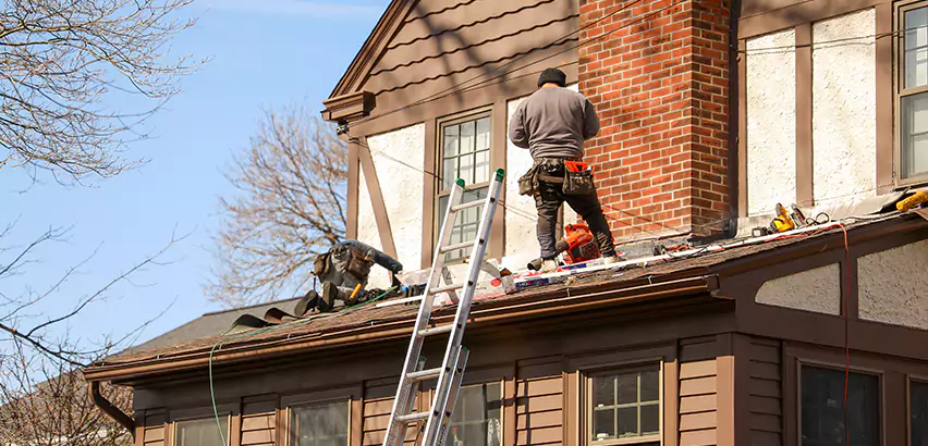 Roof Siding Trim Repair in La Jolla