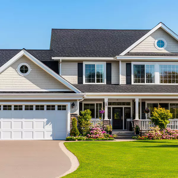 Why La Jolla Homeowners Choose La Jolla Roofing Pro for Roofing and Siding?